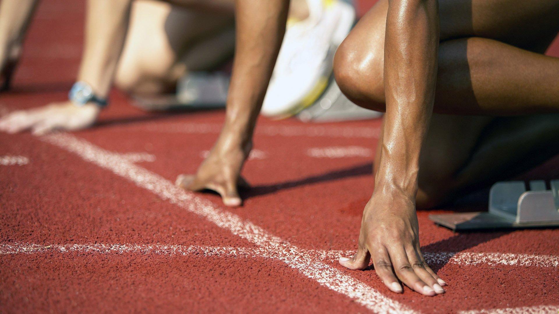 田径世锦赛震撼之夜,三项世界纪录被刷新,天才小将一战封神